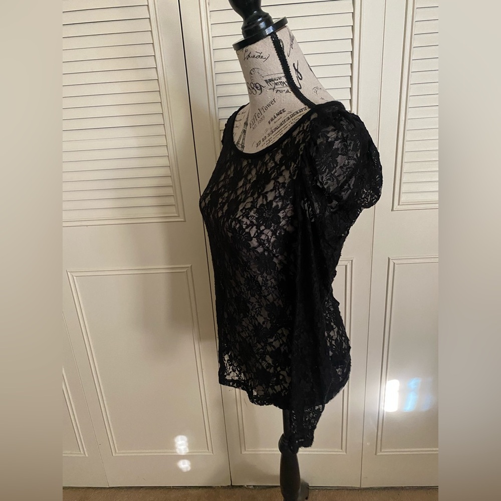 Twenty One sheer black lace long sleeve blouse - Picture 9 of 15